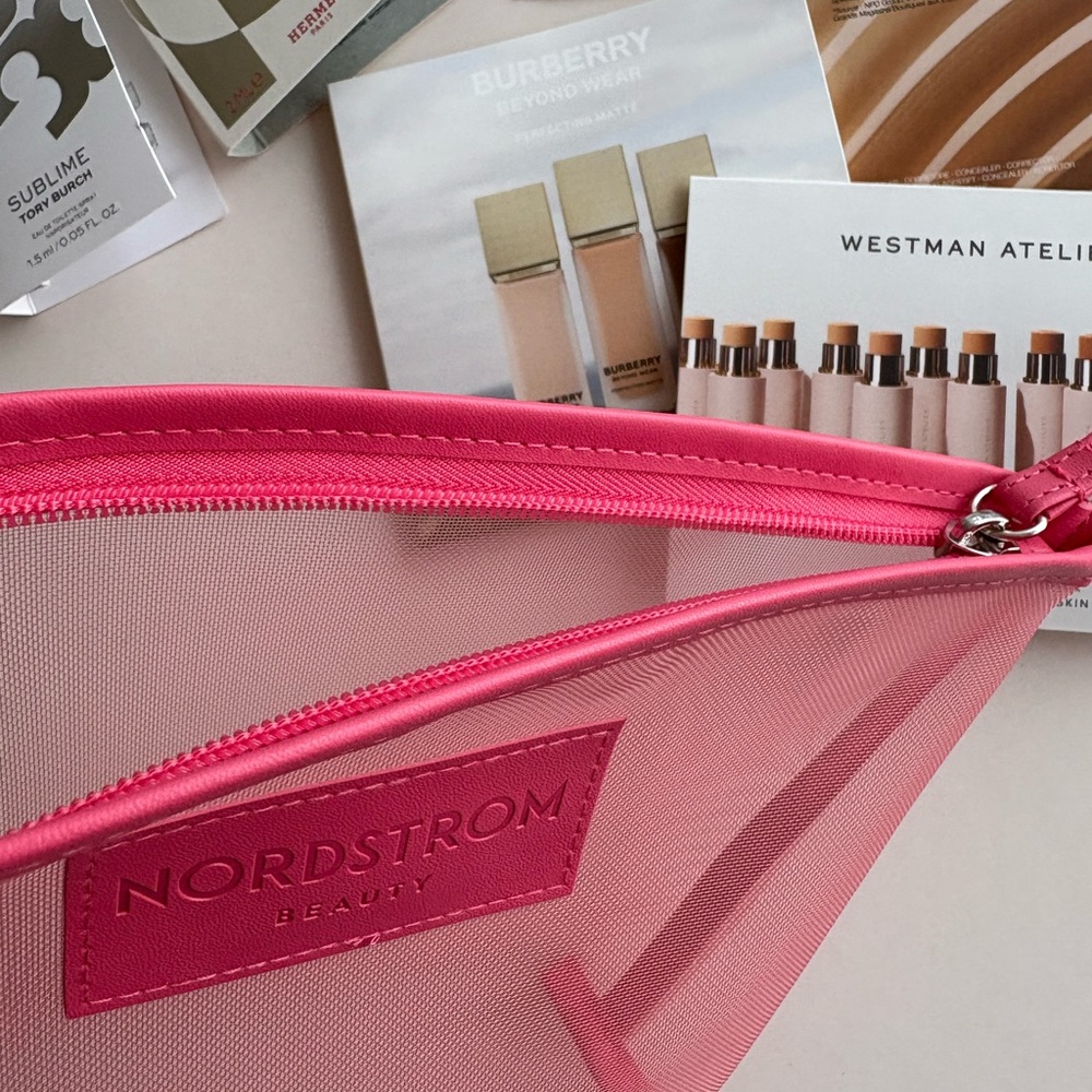 Beauty Bundle and Mesh Travel Zip Pouch - Picture 8 of 12
